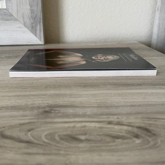 Marilyn: The Last Goddess Book - Picture 4 of 12